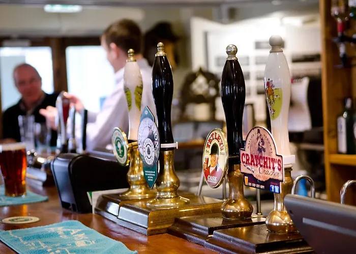 The Boars Head 3* Long Preston