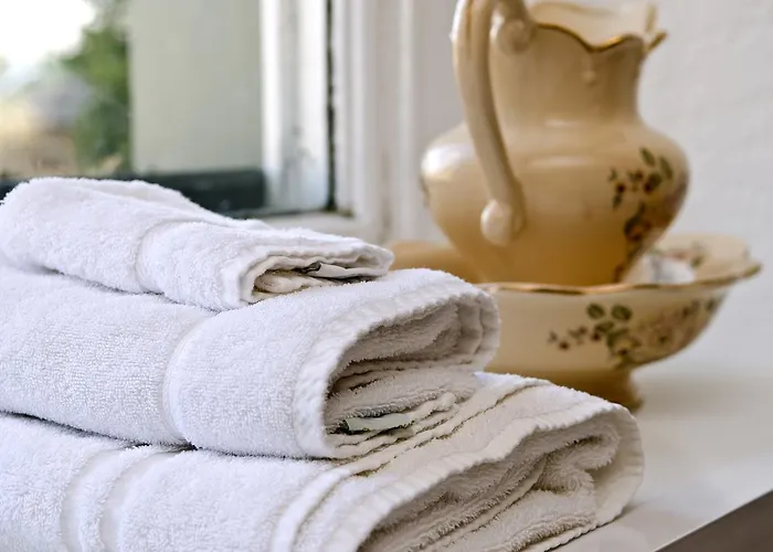 The Boars Head 3* Long Preston